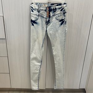 Light Denim Jeans